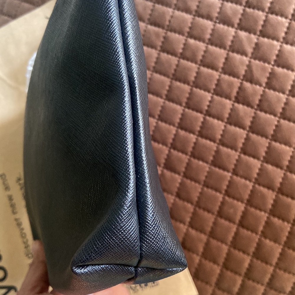 Guess utility pouch bag - Picture 3 of 6